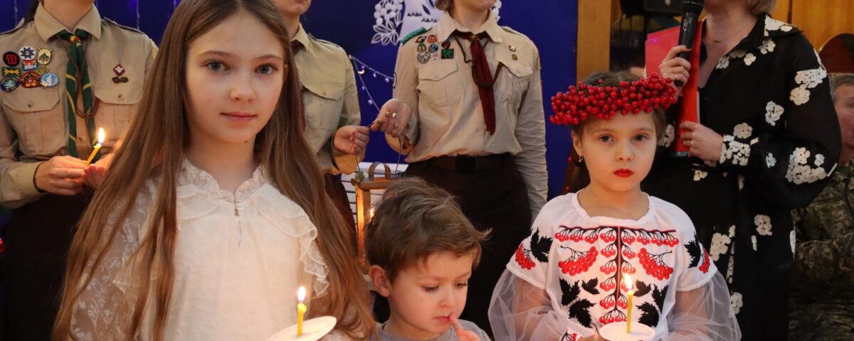 Різдво в Національній бібліотеці України для дітей: Кіноспілка та партнери відвідали свято