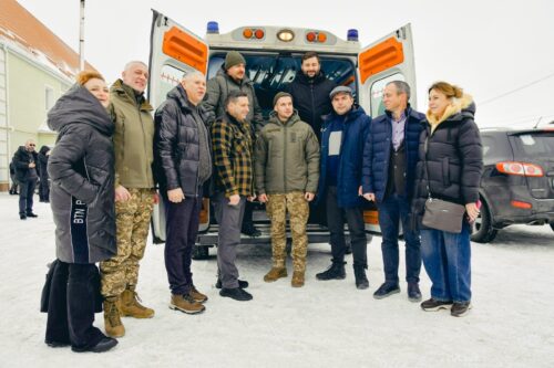 Кіноспілка та Фундація Течія передали карету швидкої 1020 ЗРАП